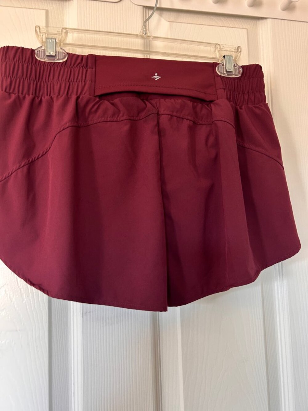 HALARA Maroon 2-in-1 Athletic Shorts - MED - Picture 2 of 5